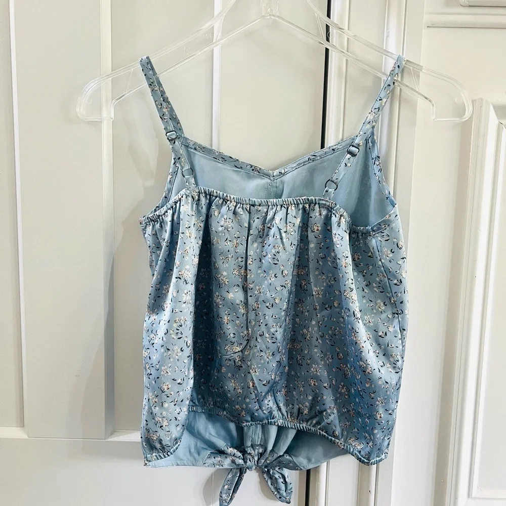 Abercrombie Kids blue floral top size 11/12